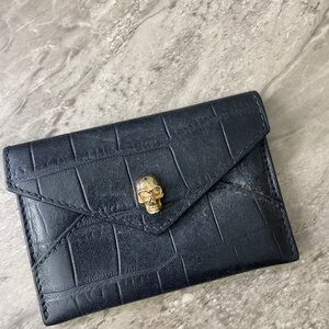 Black Skull Embellished Women's Clutch